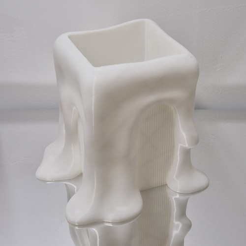 Large glossy printed goo - printed,