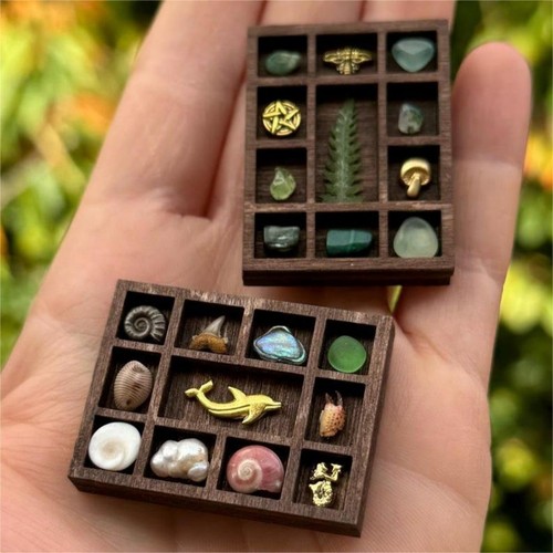 Miniature pocket trinket shelf - miniature,