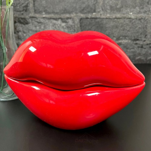 Ceramic red lips - ceramic, ornament
